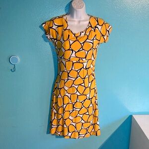 Diane Von Furstenberg Size 8UK 4 US  Bright Yellow Patterned Pullover Dress